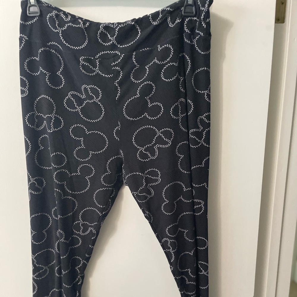 Lularoe disney leggings T/C2 size